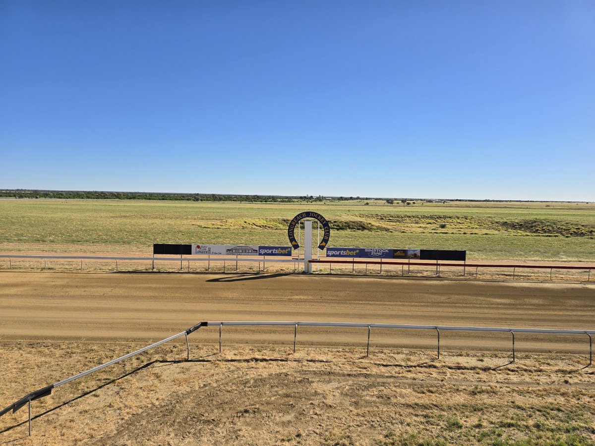 Michael Charge tweet media