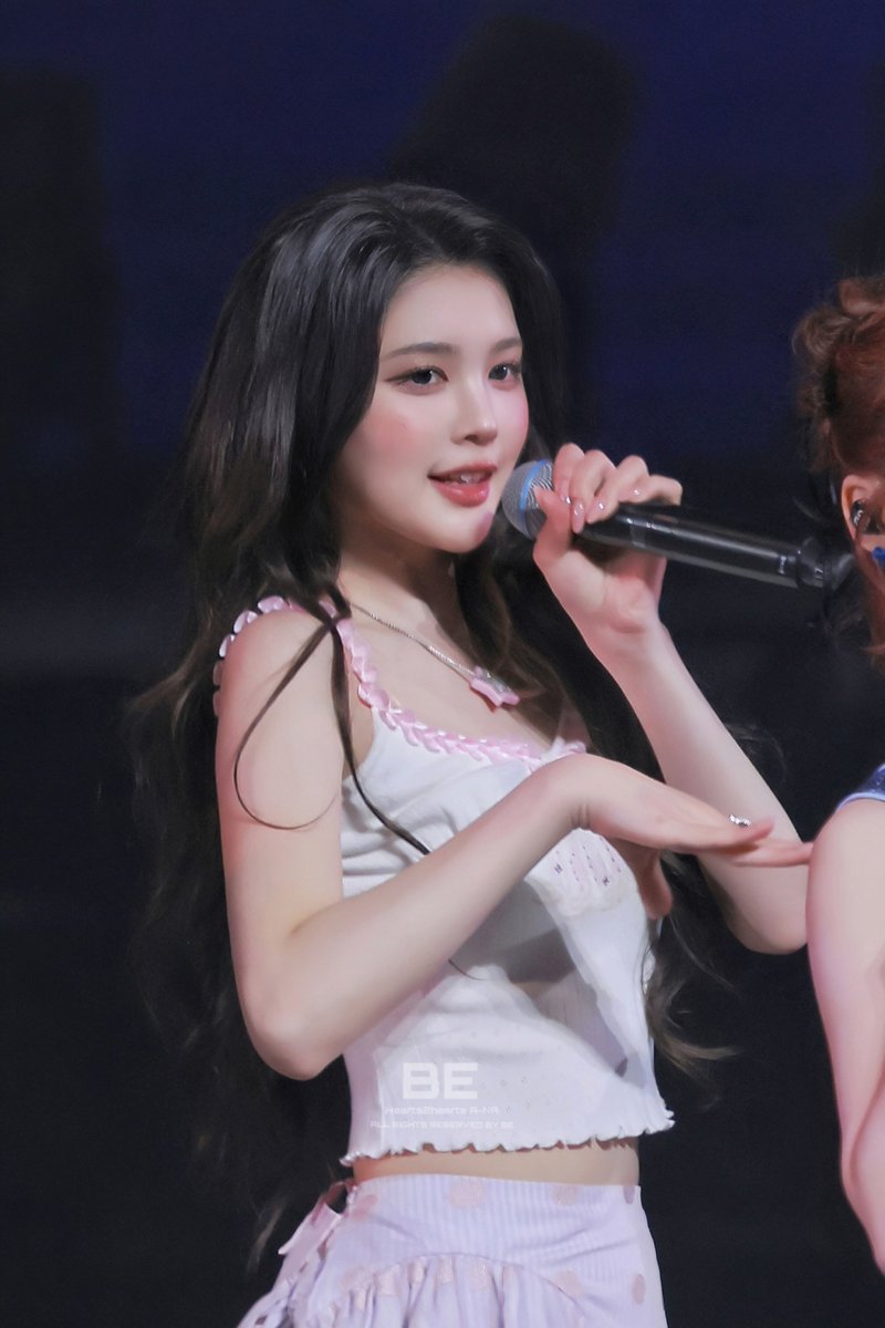 BeH2H_'s tweet image. 260412

#A_NA #에이나 #H2H
#Hearts2Hearts #하츠투하츠