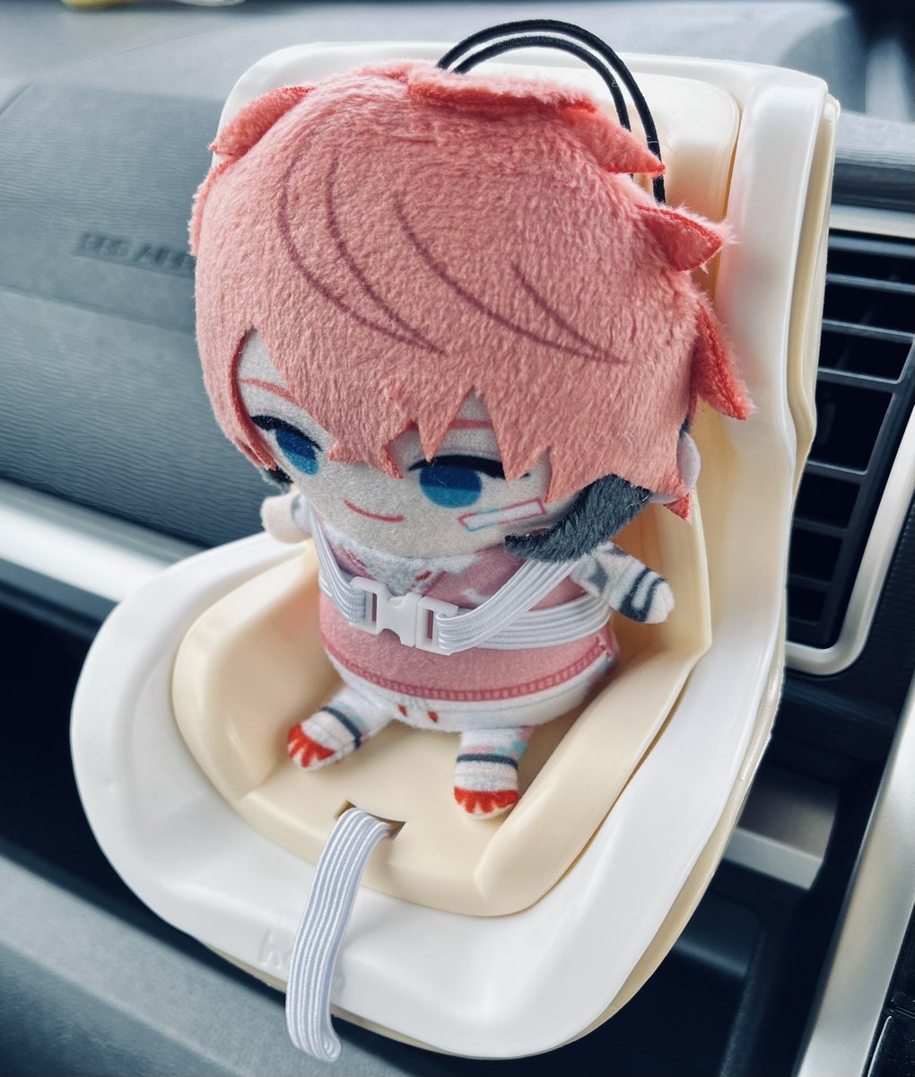 今日の仕事行きたくない気持ちが勝ったからAKGパペに着いてきてもらう