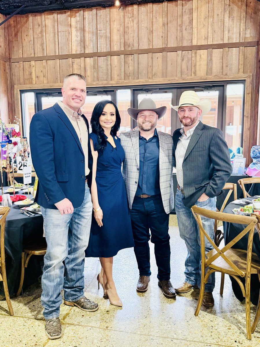 Katrina Pierson tweet media