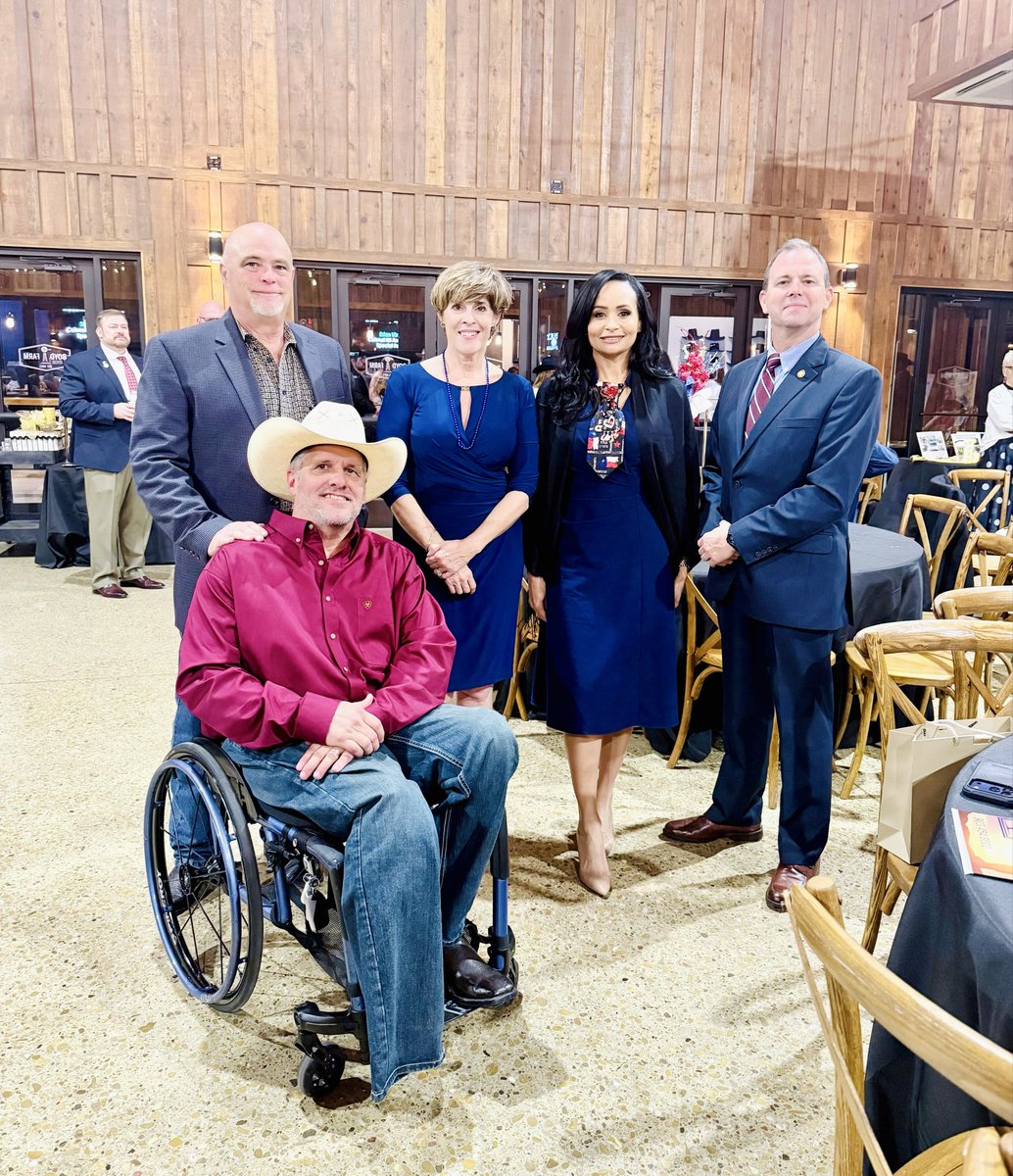 Katrina Pierson tweet media