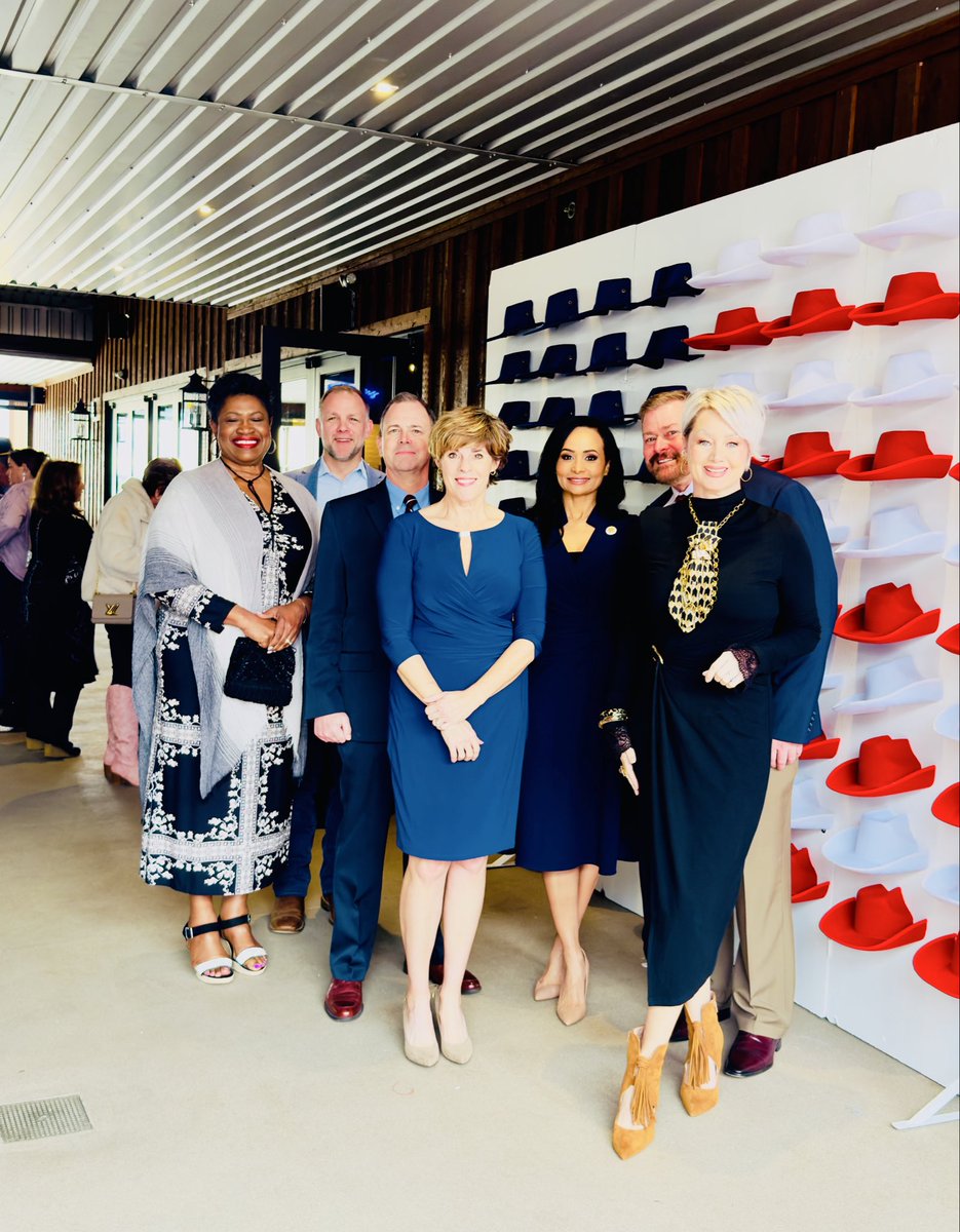 Katrina Pierson tweet media