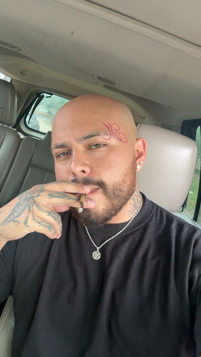 Benjamin (@medinabenn) on Twitter photo 