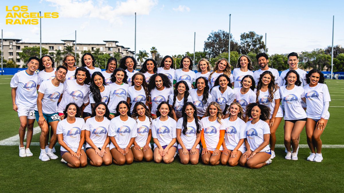 Rams Cheerleaders tweet media
