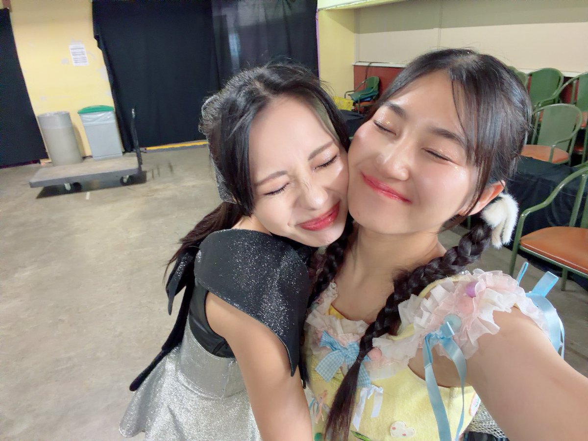 らく raku tweet media