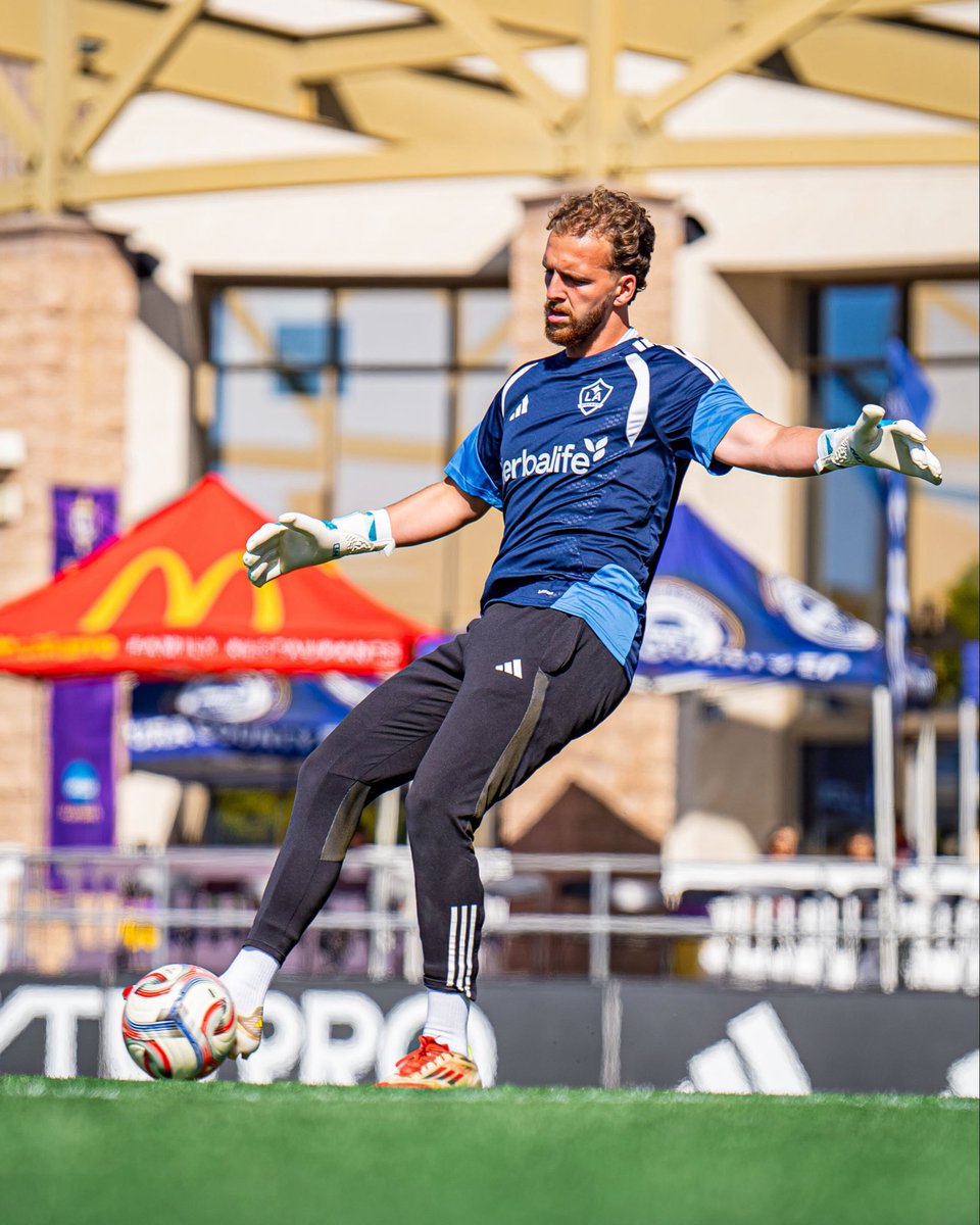vcfcpro's tweet photo. Warm-up. Locked ππ
#VCFC #GameDay #Focused #mlsnextpro #siempreadelante https://t.co/3lMhZRh2Ux