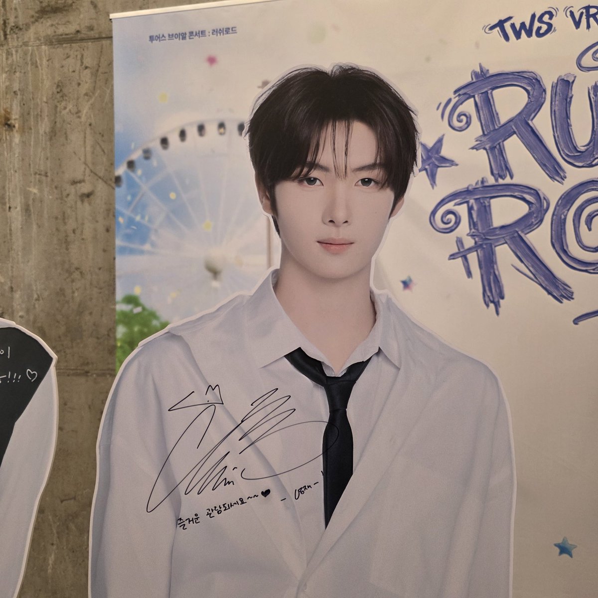 𝑳𝒖𝒎𝒊🫧 tweet media