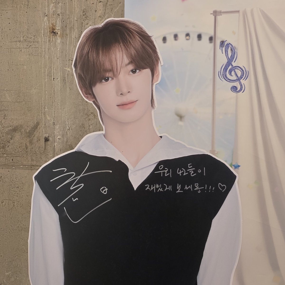 𝑳𝒖𝒎𝒊🫧 tweet media