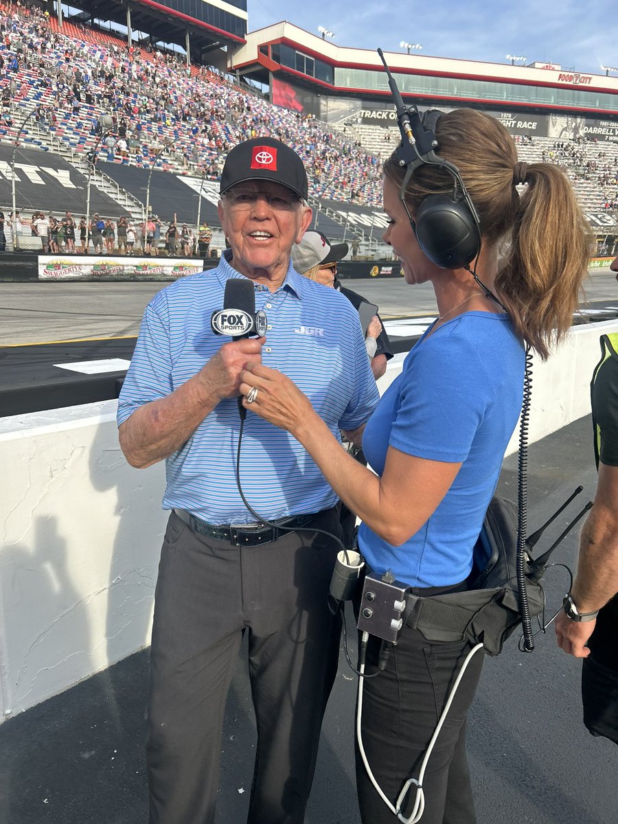 Jamie Little tweet media