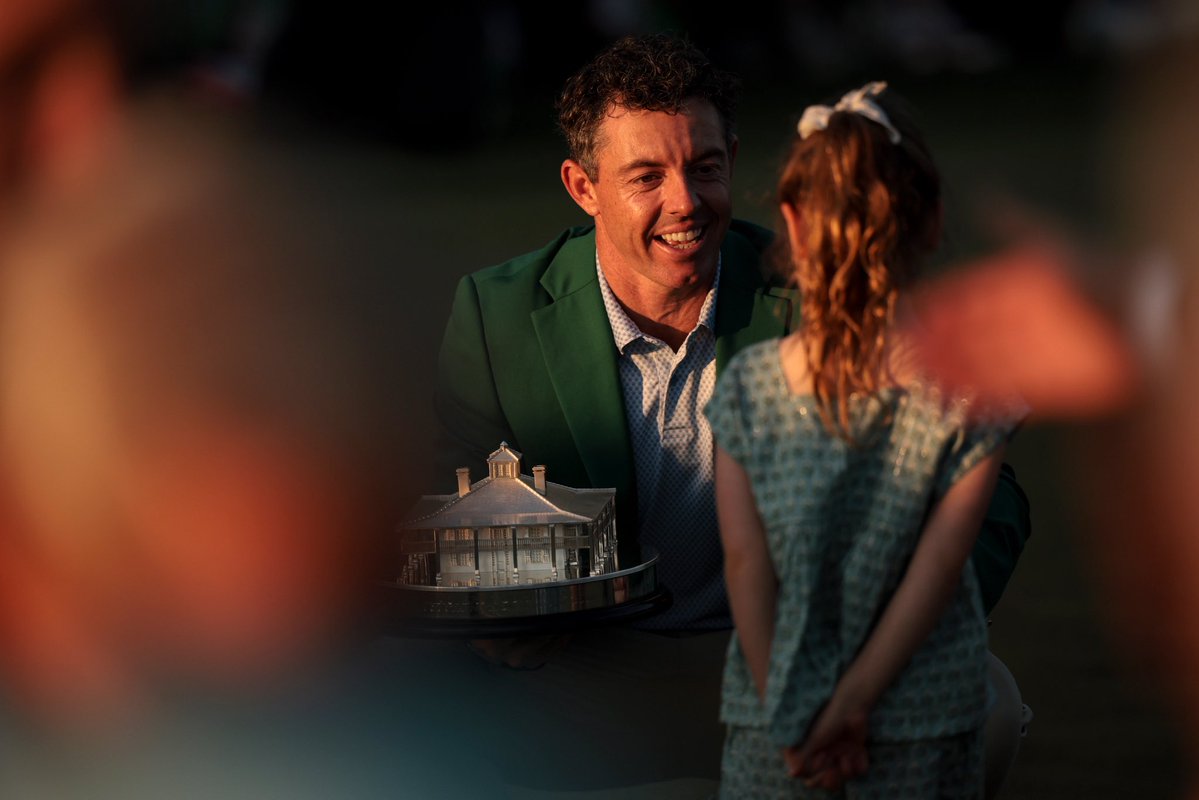 claire rogers tweet media