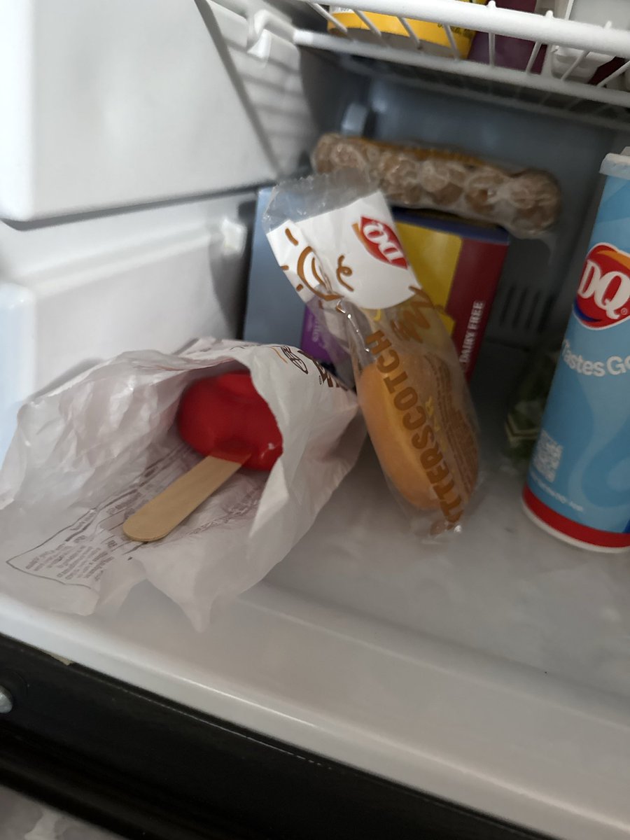 ThrowinAss tweet media