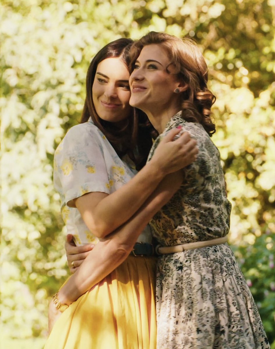 Val // Fina tweet media