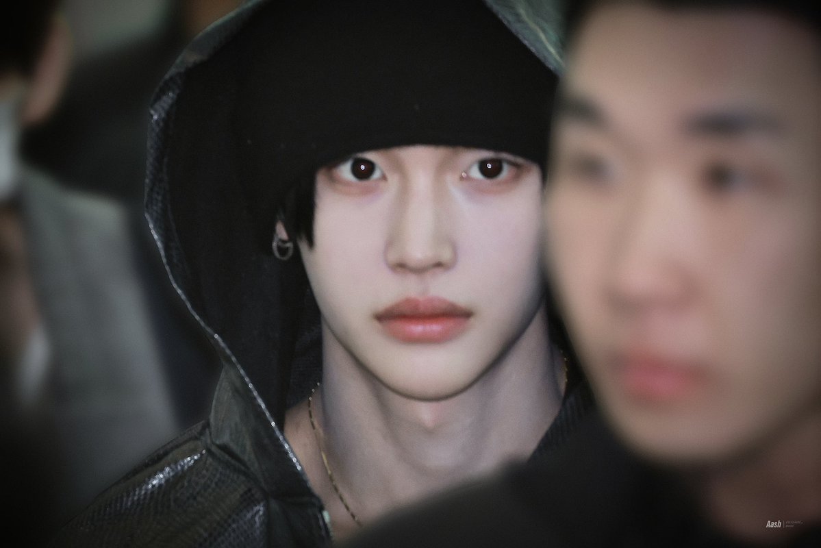 𝙰𝚊𝚜𝚑 tweet media