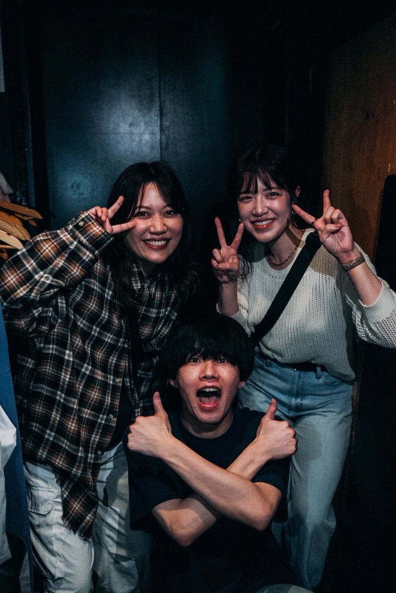 fmfukuoka_aichi's tweet photo. クボタカイ「服毒」release tour

お酒飲みながら揺れながら観るのにあまりにも最高なライブで🍺憂鬱をほぐして優しく笑顔にしてくれる、ほんとに素敵な人だなぁと改めて思ったなぁ

めっちゃいいお写真撮っていただきありがとうございます！！
photo by a.kyosuke @kyonsuke9 https://t.co/q9VXJCdM78