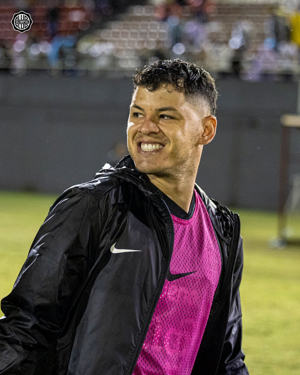 Club Olimpia tweet media