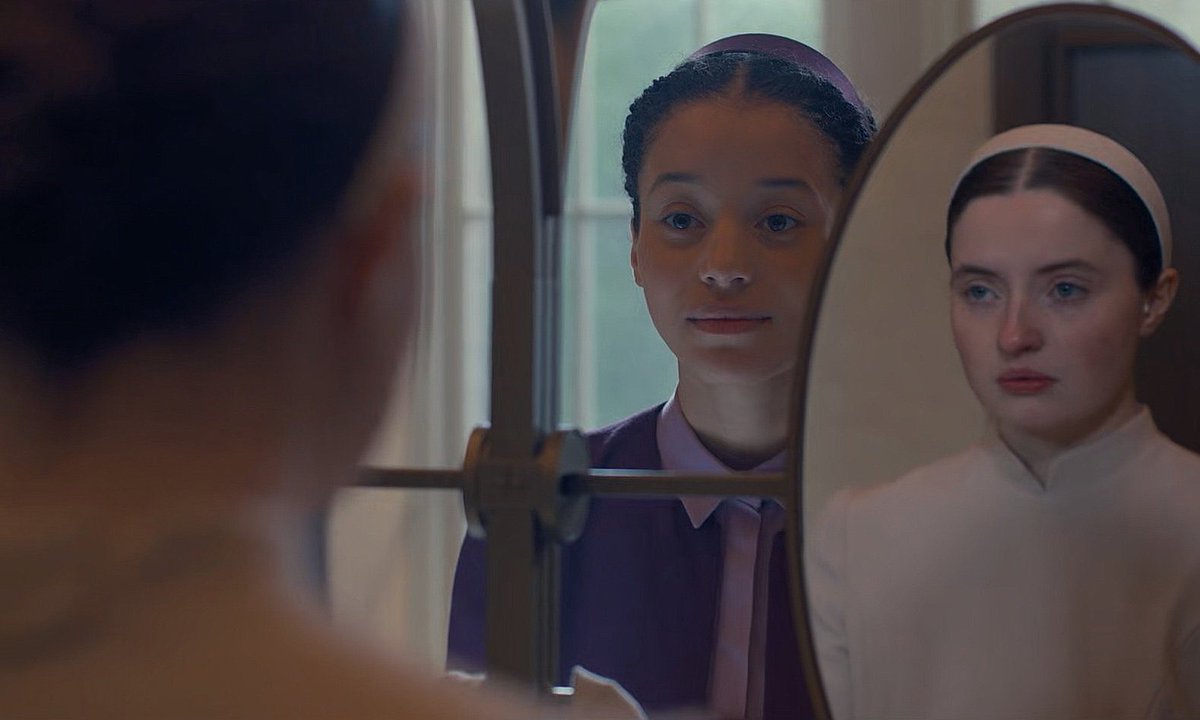 DailyHandmaids's tweet photo. What are your thoughts about #TheTestaments so far? https://t.co/Y3bQAaX4lC