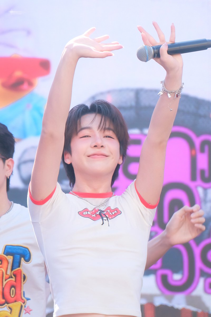 ._𝓽𝓽𝓪𝓶𝓫𝓸𝓸𝓷𝓮_. tweet media