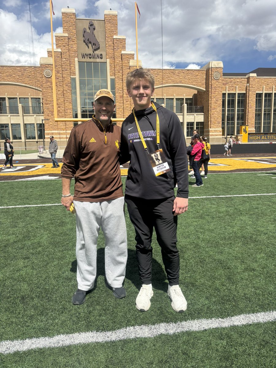 Hunter Peterson tweet media