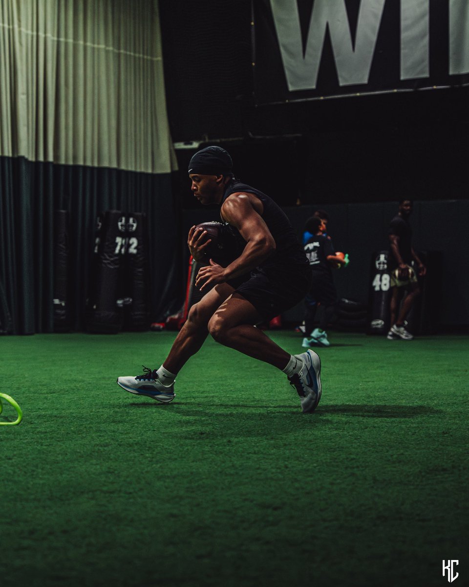 _nathansamuels's tweet photo. Perfecting My Craft 🧱by🧱…. #AGTG https://t.co/fsDKlHHAVz