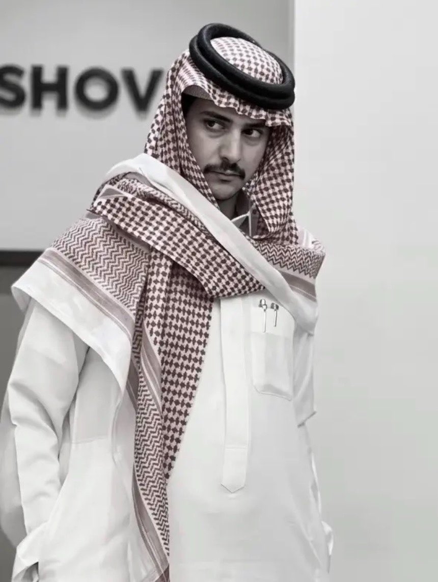 ervhj0's tweet photo. حمد العتيبي 🫡🤍🤍 .
هذا الافضل @9e_You https://t.co/dr8sIUB25E
