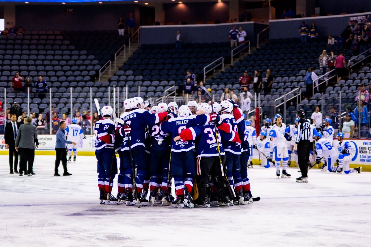 evvthunderbolts's tweet photo. Goodbye Round One, Helllloooooo Semifinals!!!🤩🫡

#LetsGoBolts | #WhoseHouse https://t.co/agRRd5tMlH