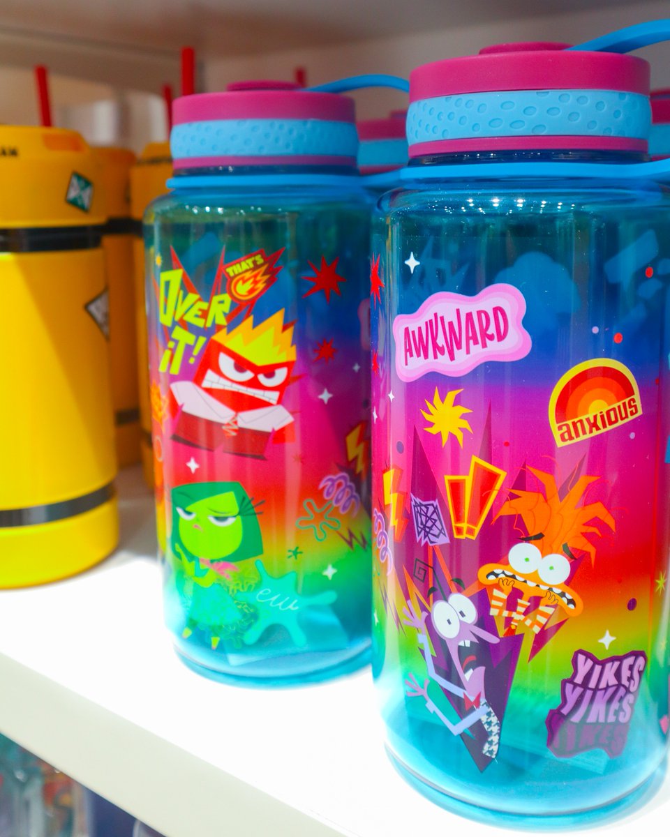 Disney Store by SM tweet media