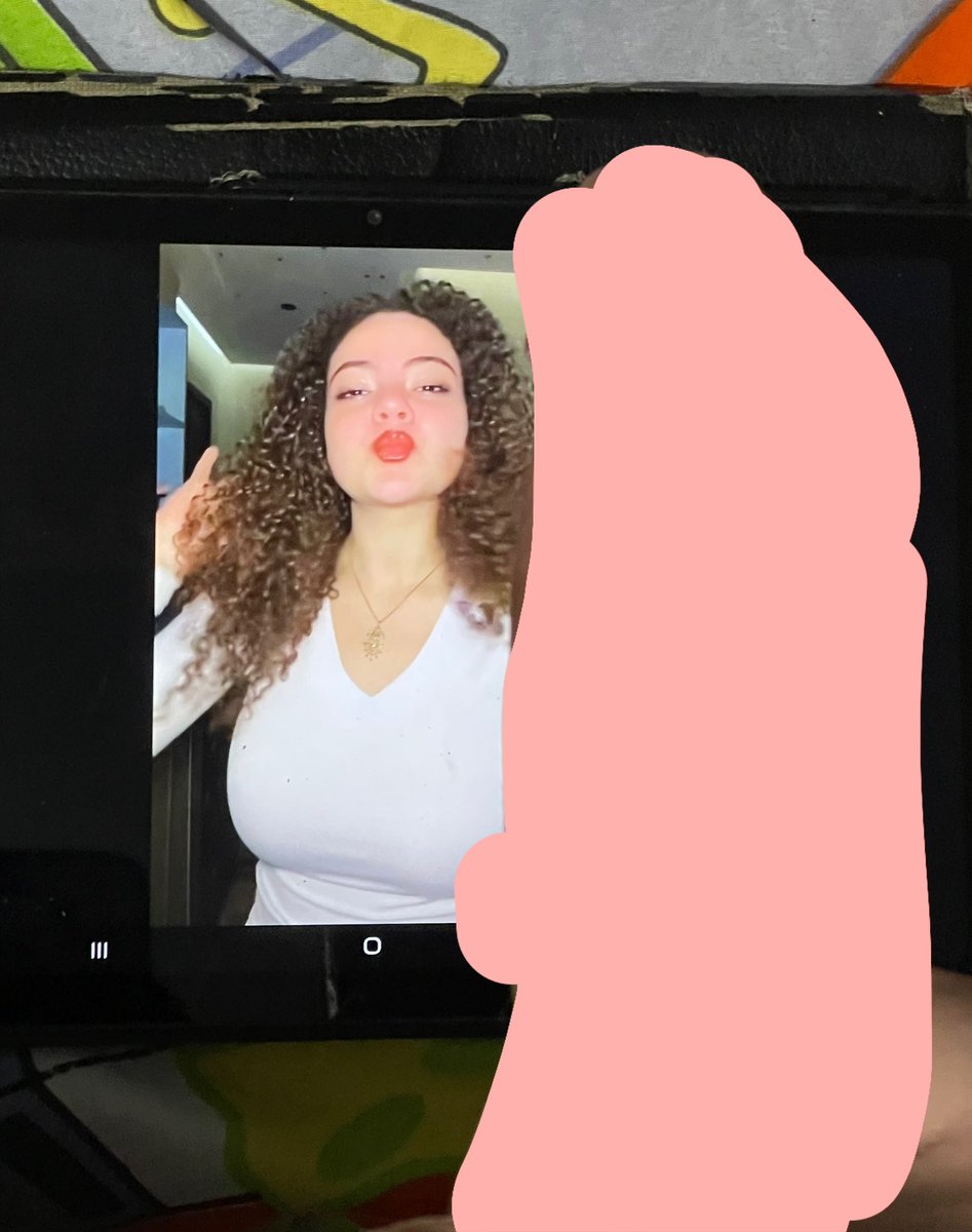 smsmsswb's tweet photo. @jfjdbghfn فحل زبي مولع 
ميني يجي اصورله زبي علي فنانات🥵 https://t.co/Yby40T0CQh
