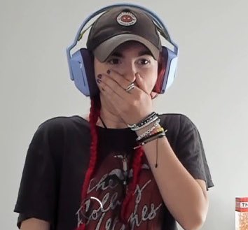 time ᶜᵒⁿᶠᵘˢᵉᵈ tweet media