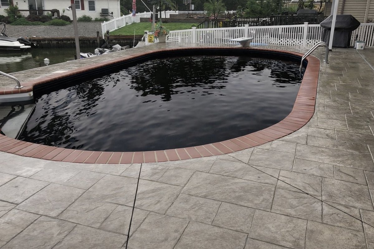 colinstacy's tweet photo. @Polymarket Just took delivery and had to fill my pool. Help https://t.co/tTXTbPXg8V