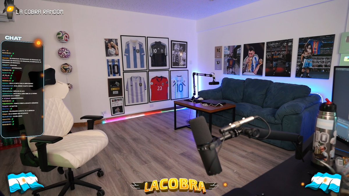 LACOBRAAA Out of Context tweet media