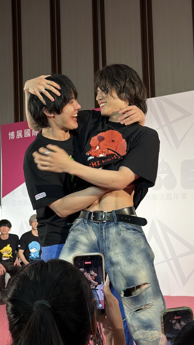 nnnnhw4a's tweet photo. 有點太好看了 https://t.co/ZcCHPpPifX