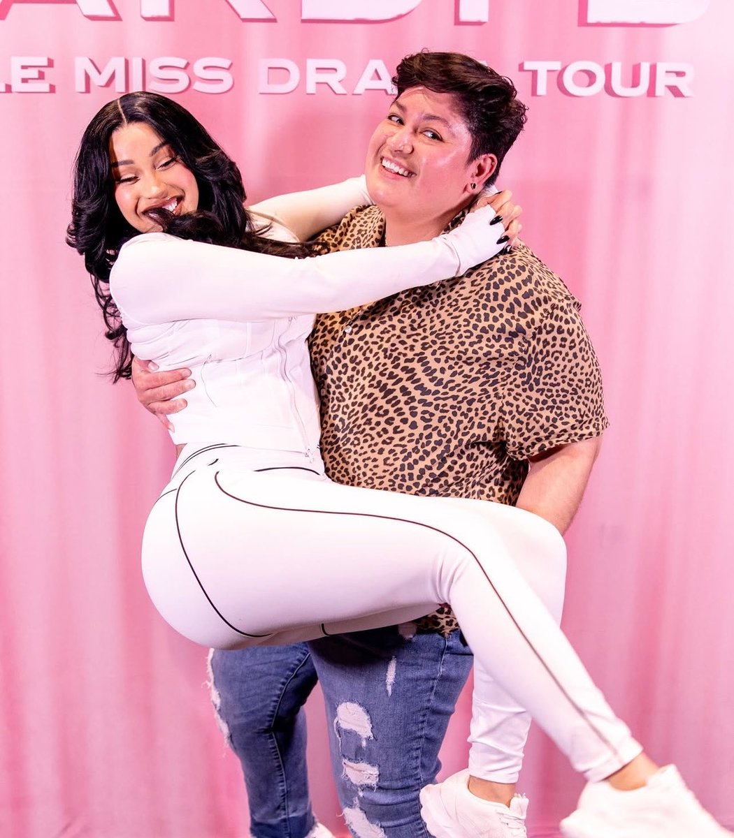 Bodega Baddie tweet media