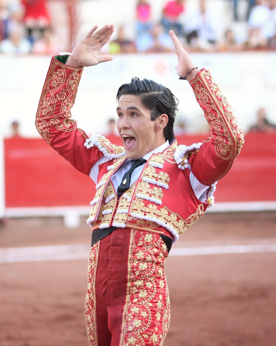 Monumental de Aguascalientes y Plaza San Marcos tweet media