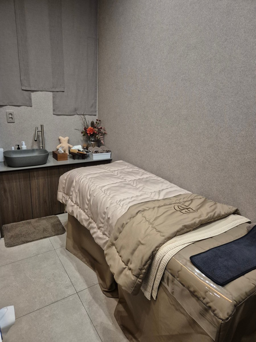 아카네🌛 tweet media