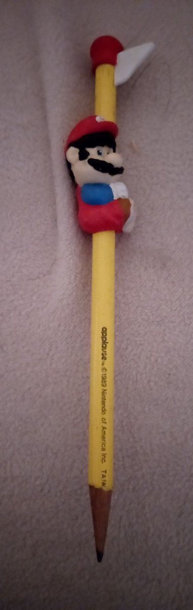 NintendoPalace's tweet photo. Vintage 1989 Super Mario Brothers "Mario on the Flagpole" pencil top by Applause  
🔗 https://t.co/qgwTkIQFyx  
 #ad https://t.co/M8GdLg4U9X