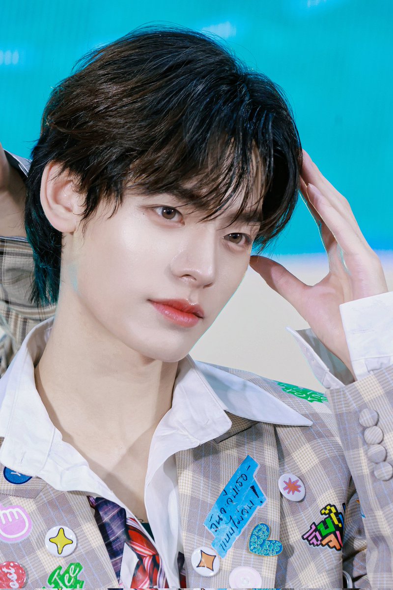 dunno 🍀 (slow) tweet media