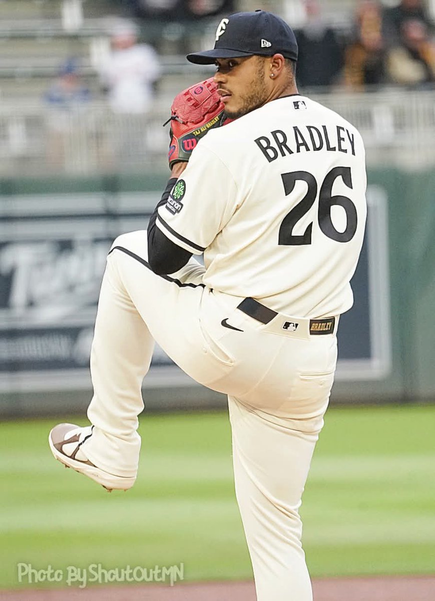 Shout Out Minnesota tweet media