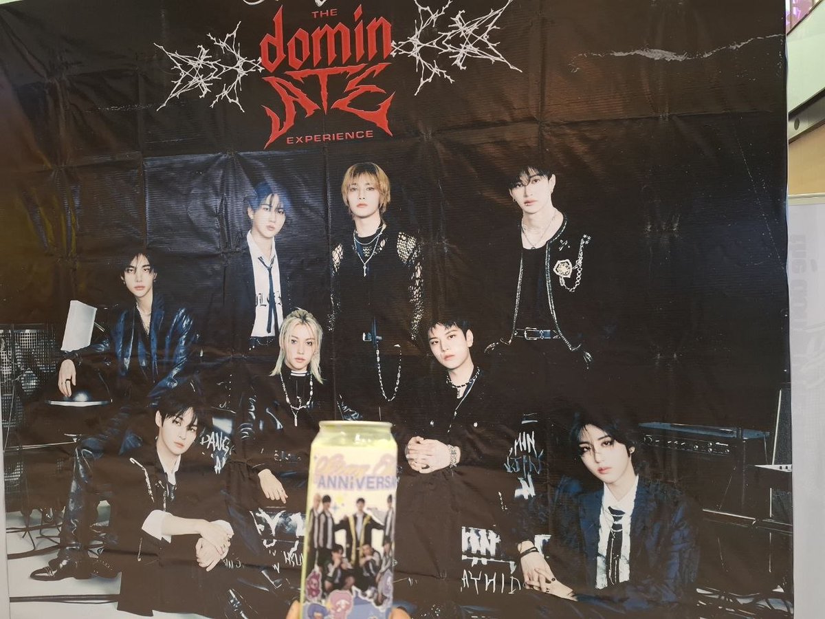 Channiechan_08's tweet image. Another addition to beautiful memories with STAYS 
@allforskzph
#STAY_inthe_LOOP #Events_by_AllForSKZ