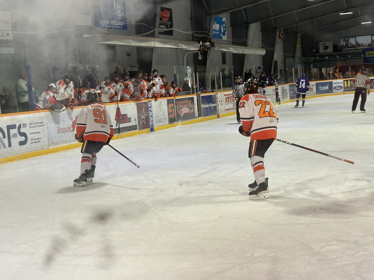 KamRiverWalleye's tweet photo. 🚨 Walleye get on the board late in the 2nd!

Kaden Goodwin with his 8th of the playoffs, assisted by Sam Sargent 

3-1 FFL https://t.co/WD1UBmoYC7