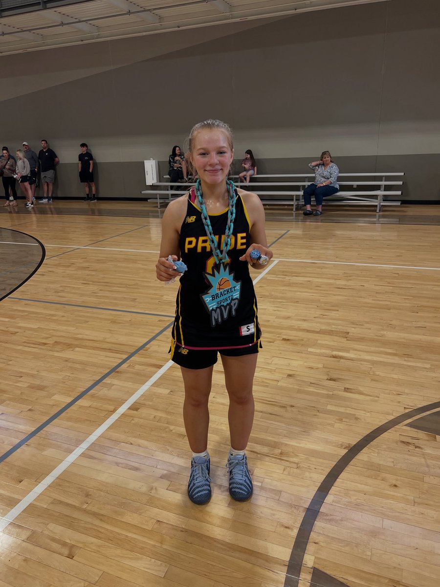 tristpridebball's tweet photo. Congratulations to TSP 2027, Jada Ray on earning Bracket Sportz 11th Grade MVP at the Bracket Sportz @ The Bridge Tournament. She put together some great scoring performances this weekend. 34 point in a pool play game and 30 points in the championship game. She played tough defense and played good team basketball. #tspfam🦁 #mvp
