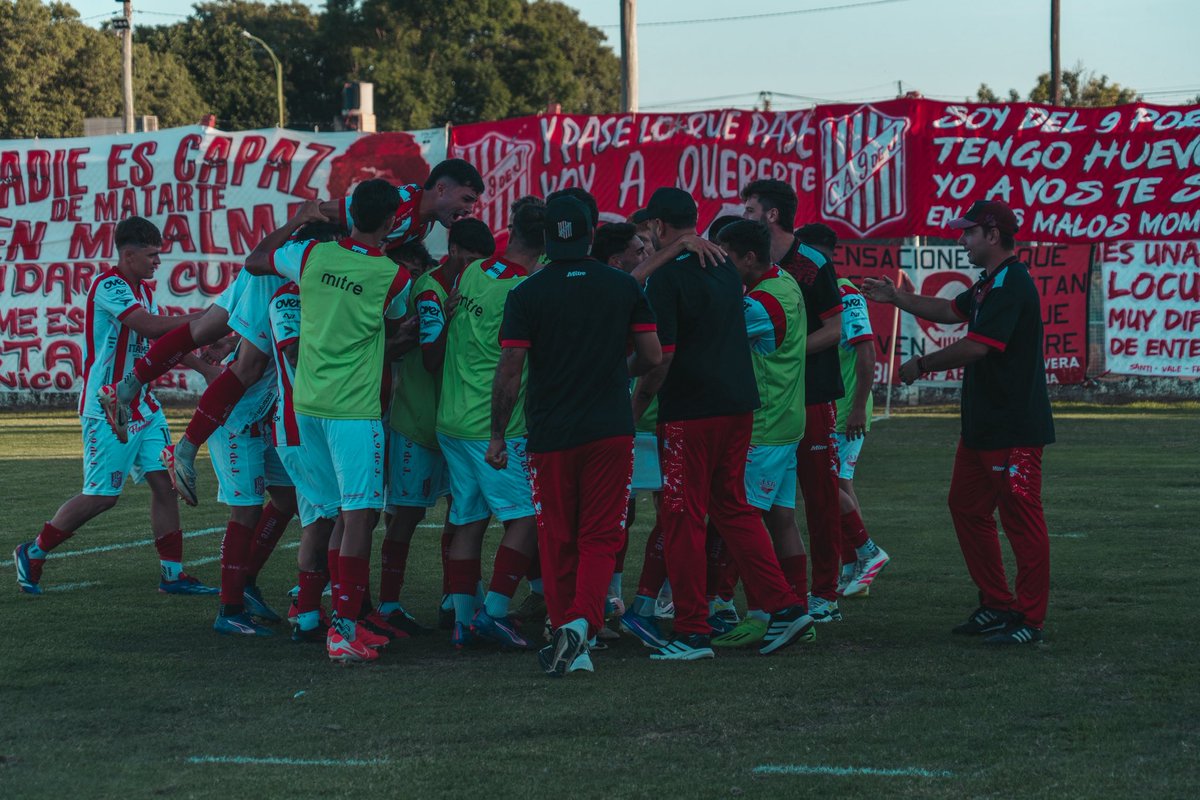 🇦🇹 GANOOOOO EL LEÓN! 🦁 

Fue victoria Juliense frente a Atlético Escobar por 4 a 1. 
Goles: Delsole, Troncoso, García y Bonilla