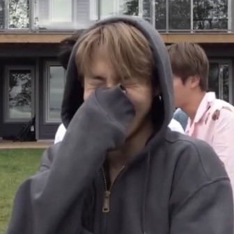 ju namorada da ingrid tweet media