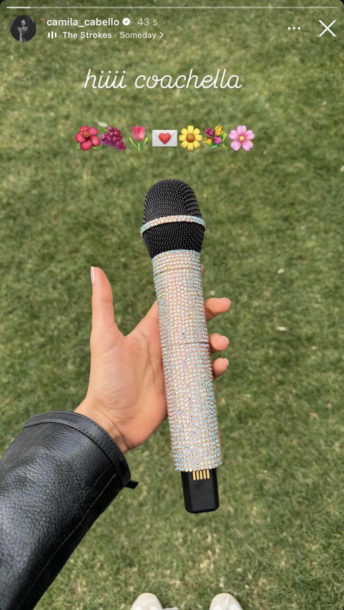 camrenhn's tweet photo. CAMILAAAAAAAAA ?????? https://t.co/oWNylYrA5q
