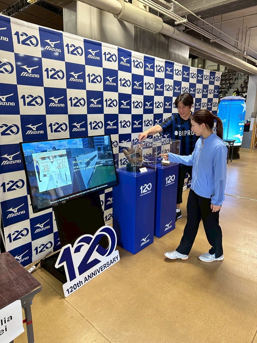 ミズノバドミントン tweet media