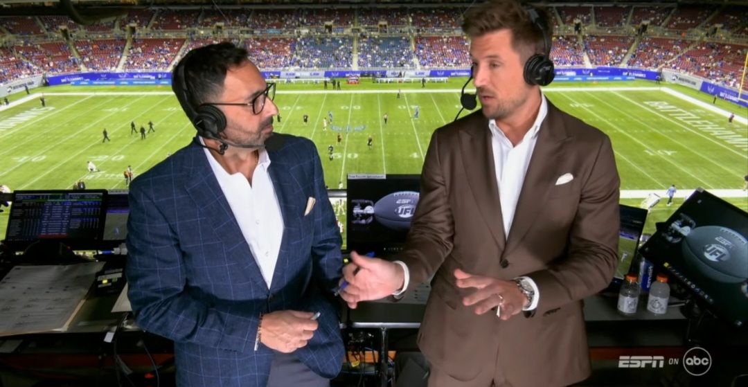 No Context UFL tweet media