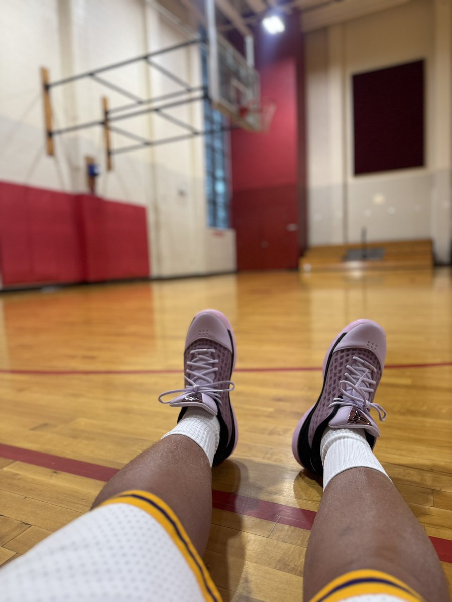 AirJP11's tweet image. Great night of hoops! A little break in time needed for these Kobe 3’s for me, I think they will get to where I love them though. 👌

#basketball #kobe #kobebryant #hoops