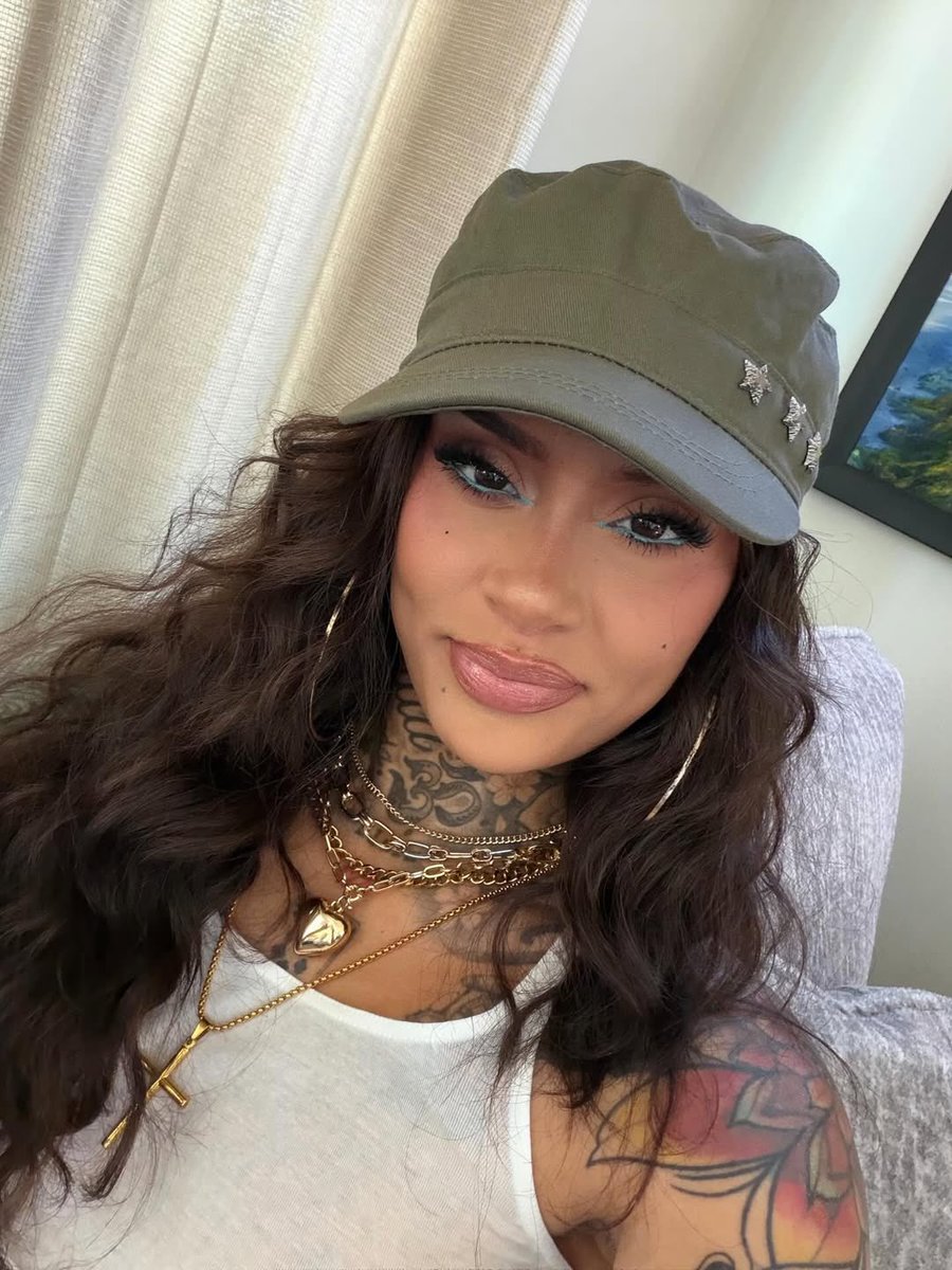 Kehlani at Coachella with Teyana Taylor 🔥