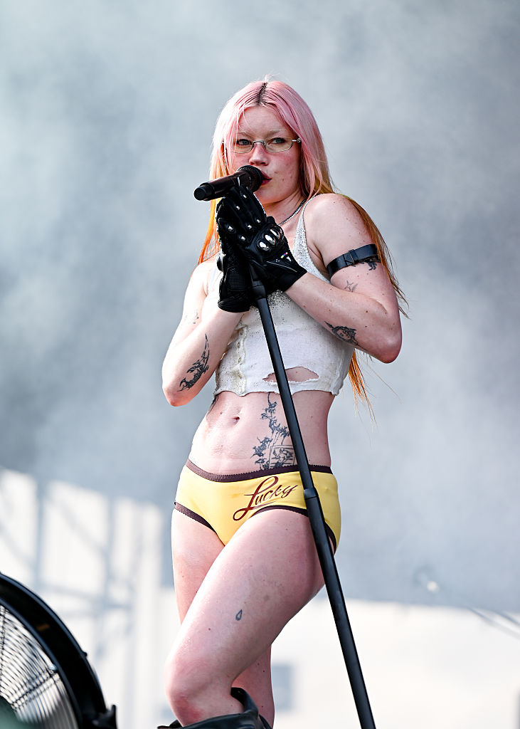 The World Famous KROQ tweet media