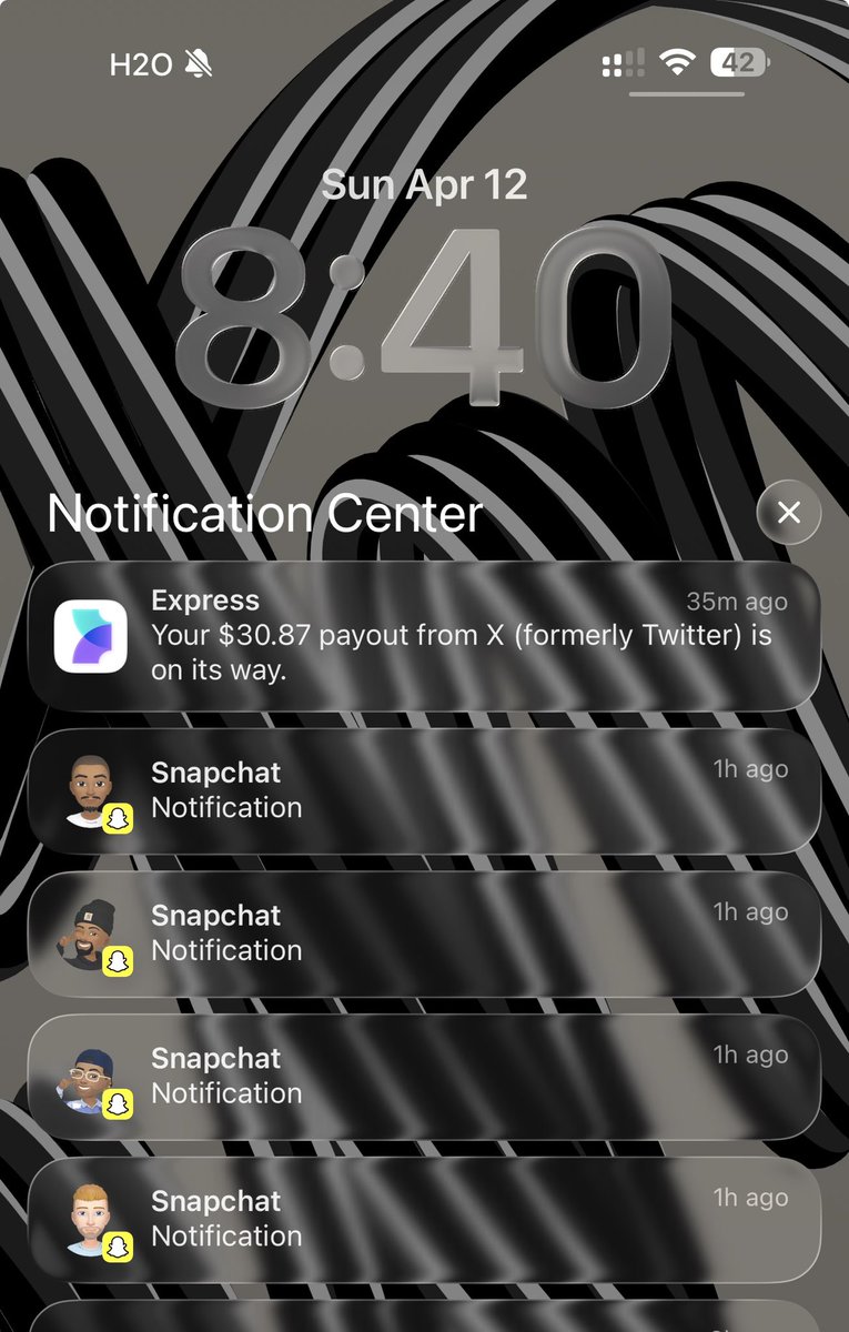 Anne 🎀 tweet media