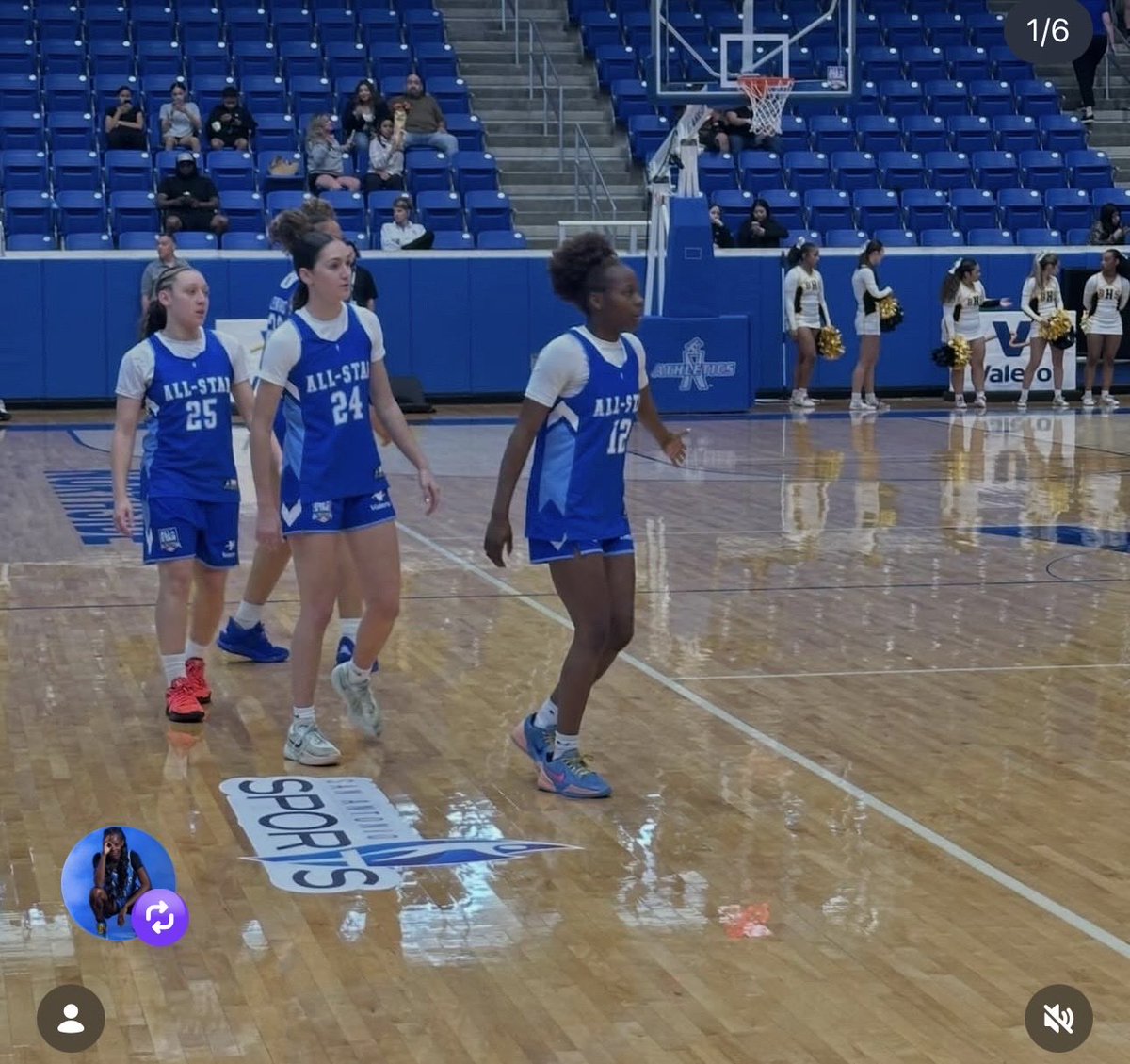 Hawkgirlshoops's tweet photo. 🥹🥹 https://t.co/wHOwu36ldh